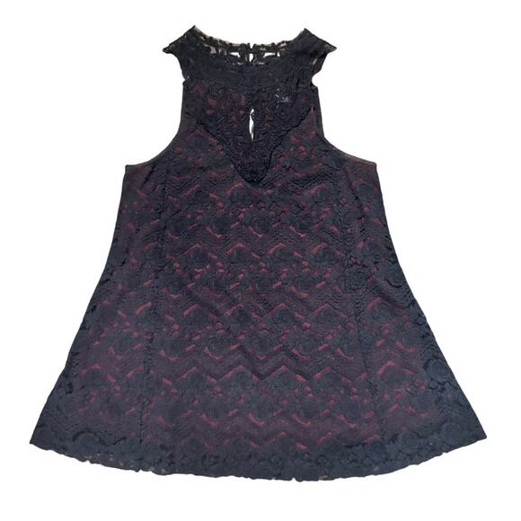 Daytrip Black Red Lace Sleeveless Tank Top Women’s Size Small Keyhole Back - Picture 1 of 6